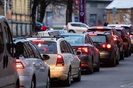 Navigating LA Traffic: Best Times to Drive and Alternate Routes